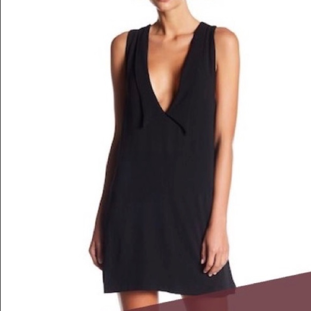 GOOD LUCK GEM short low V-cut black dress